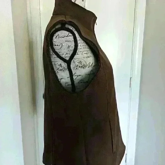 Lands End Women's Vest Size 10-12 - Picture 3 of 9